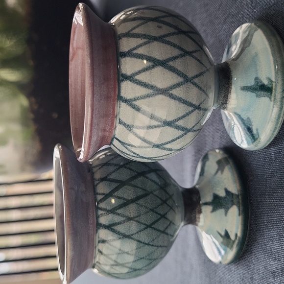 TAIN POTTERY Glenaldie Thistle Egg Cups, Set of 2 - Picture 4 of 6